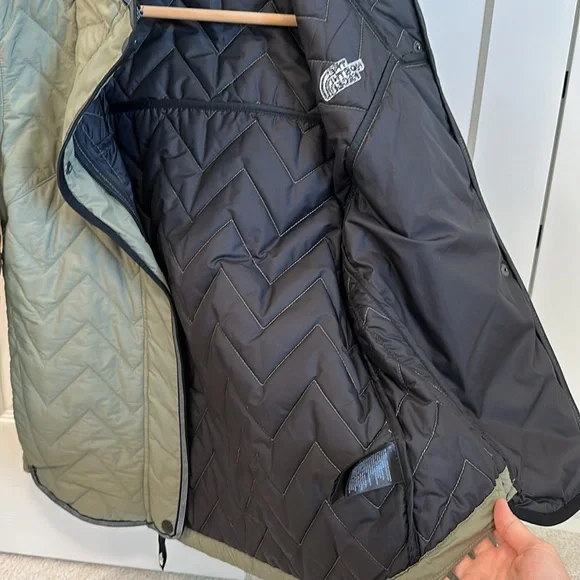 Northface Jacket - Picture 11 of 13